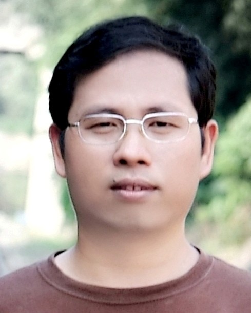 李芊