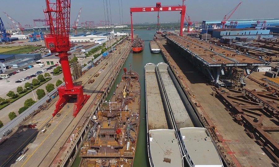 江苏海通五艘船同日下水