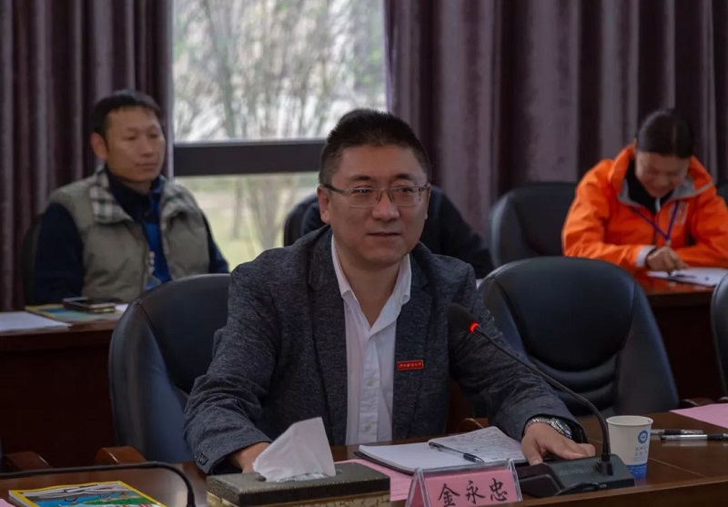 中国太平洋学会自然研学分会秘书长、浙江海洋大学继续教育学院副院长金永忠主持了自由讨论环节